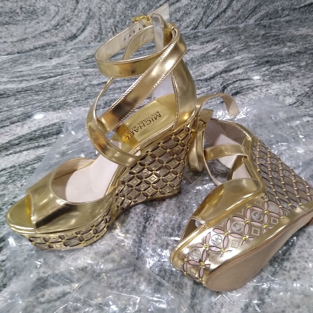 Michael kors wedges